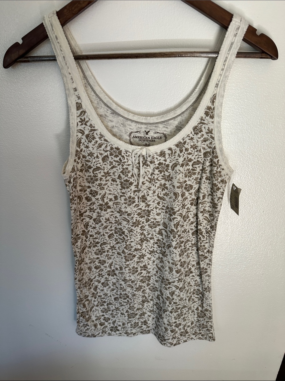 American Eagle Outfitters Cream and Taupe Floral Tank